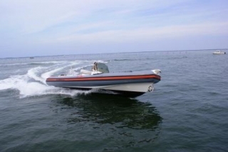  rent a semi-rigid in Gironde 